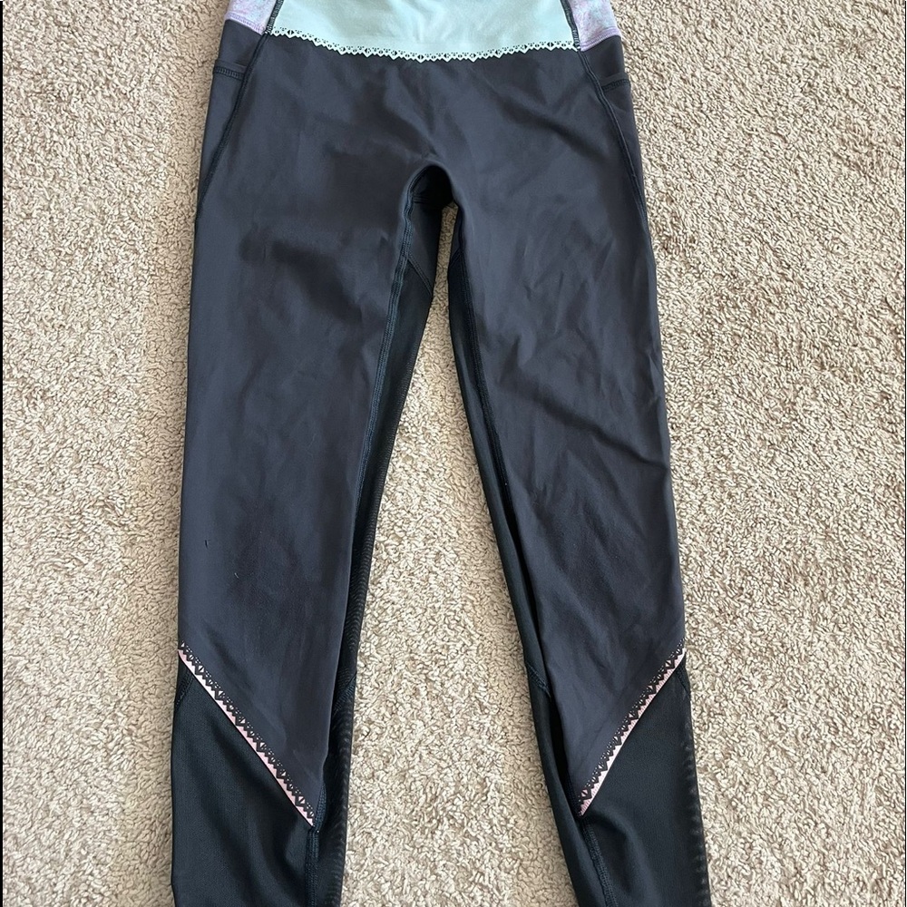 Ivivva by Lululemon leggings